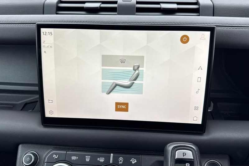 Used Land Rover Defender 2022 for sale - 76984312: Photo 28