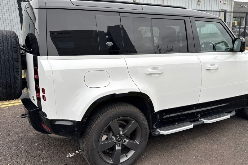 Used Land Rover Defender 2022 for sale - 76984312: Photo 33