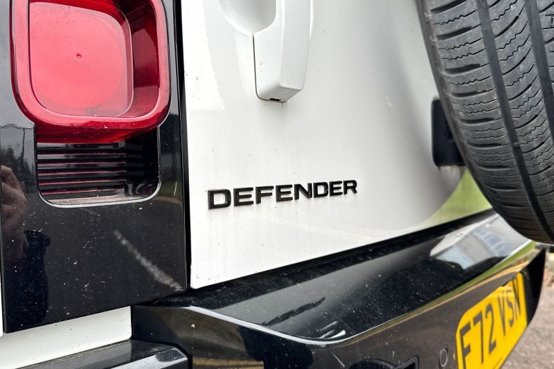 Used Land Rover Defender 2022 for sale - 76984312: Photo 35