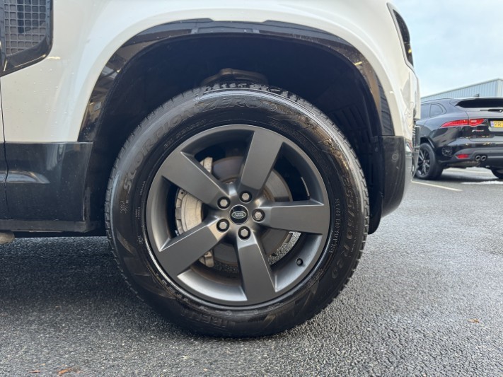 Used Land Rover Defender 2022 for sale - 76984312: Photo 38