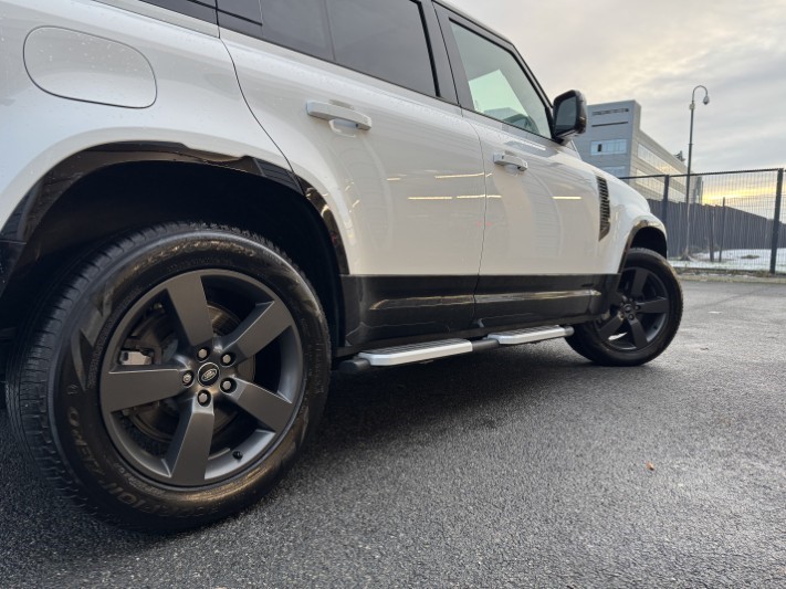 Used Land Rover Defender 2022 for sale - 76984312: Photo 42