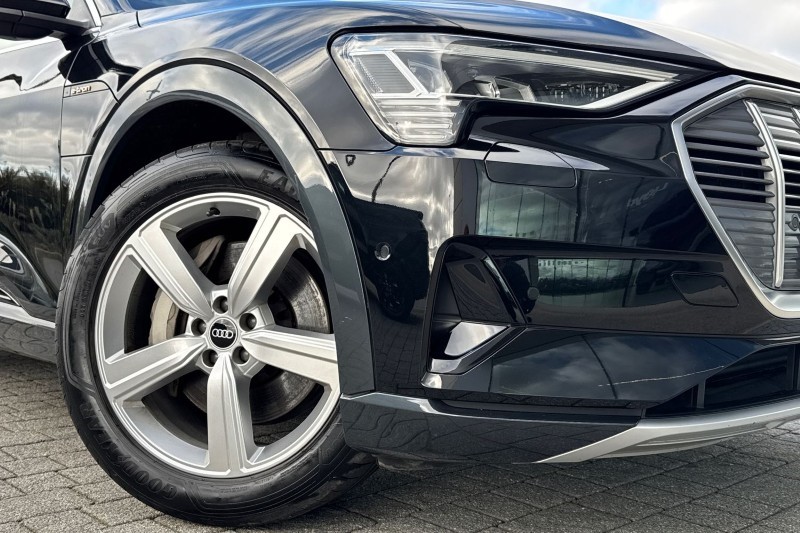 Used Audi e-tron 2021 for sale - 77819317: Photo 38