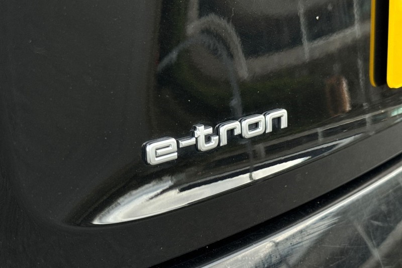 Used Audi e-tron 2021 for sale - 77819317: Photo 42