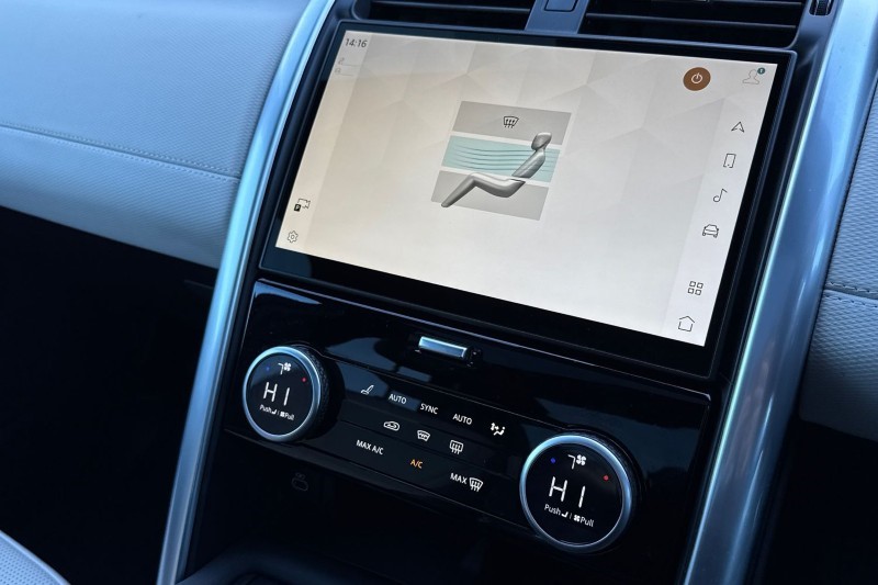 Used Land Rover Discovery 2024 for sale - 77918133: Photo 31