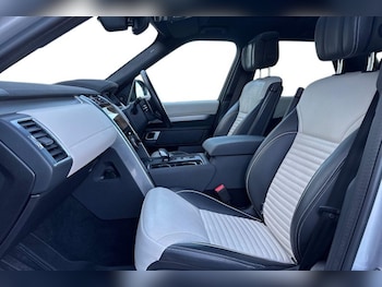 Used Land Rover Discovery 2024 for sale - 77918133: Photo