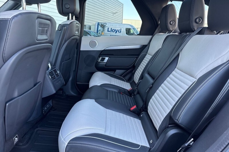 Used Land Rover Discovery 2024 for sale - 77918133: Photo 4