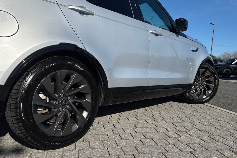 Used Land Rover Discovery 2024 for sale - 77918133: Photo 46