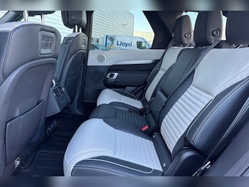 Used Land Rover Discovery 2024 for sale - 77918133: Photo