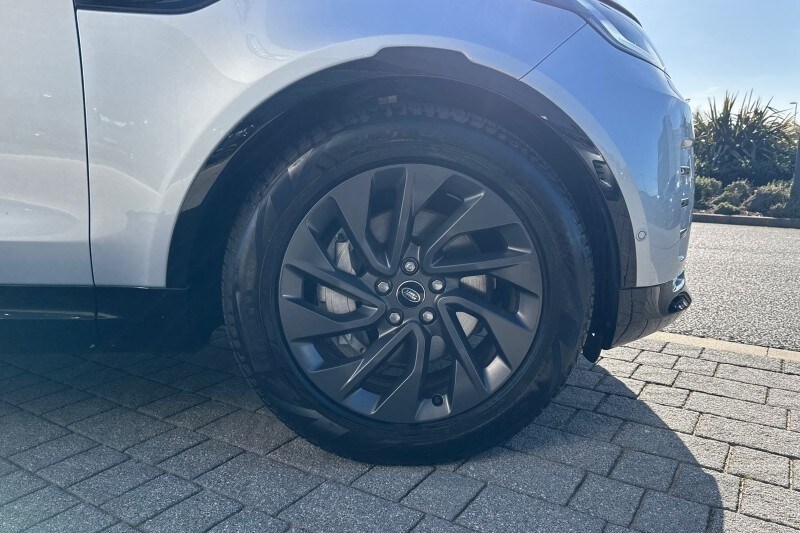 Used Land Rover Discovery 2024 for sale - 77918133: Photo 8