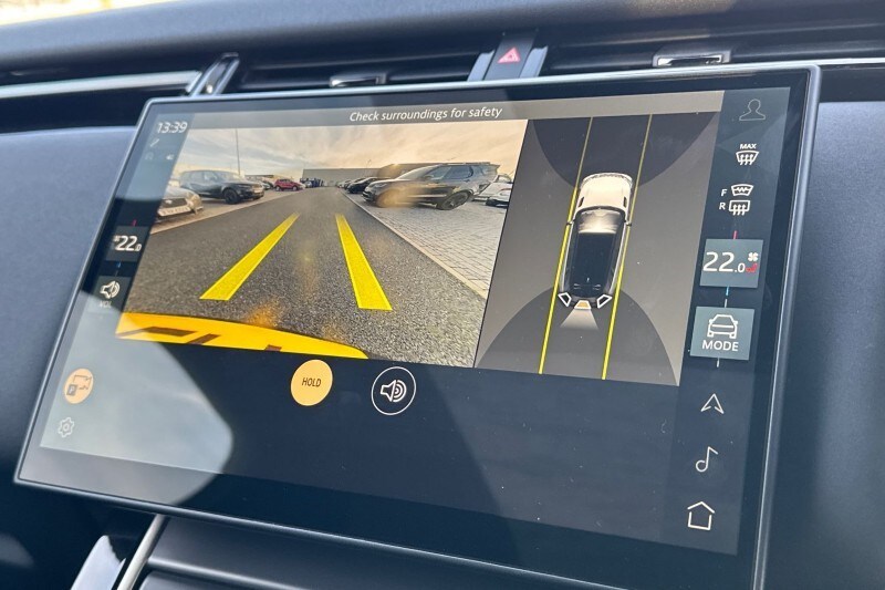 Used Land Rover Range Rover Velar 2024 for sale - 76984352: Photo 12