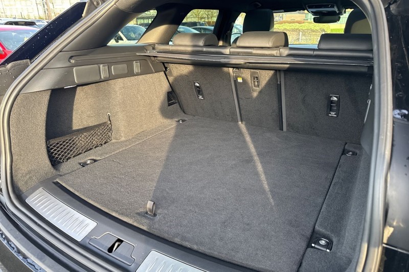 Used Land Rover Range Rover Velar 2024 for sale - 76984352: Photo 41