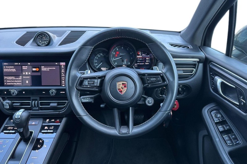 Used Porsche Macan 2023 for sale - 76984355: Photo 15