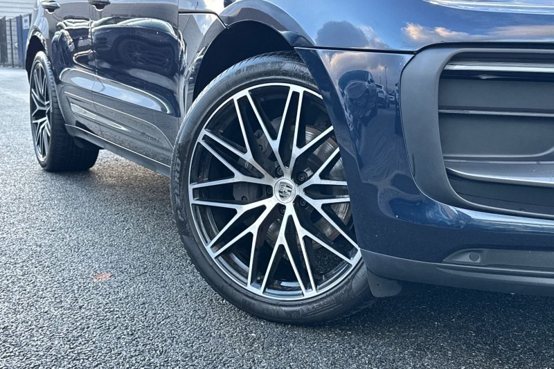 Used Porsche Macan 2023 for sale - 76984355: Photo 37