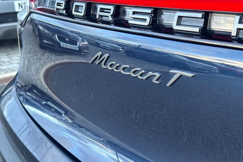 Used Porsche Macan 2023 for sale - 76984355: Photo 39