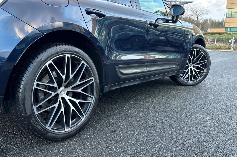 Used Porsche Macan 2023 for sale - 76984355: Photo 41