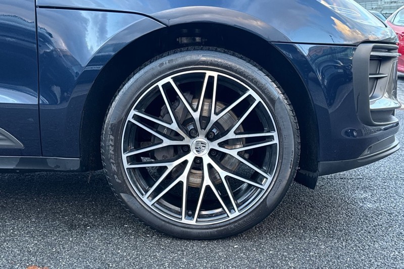 Used Porsche Macan 2023 for sale - 76984355: Photo 8