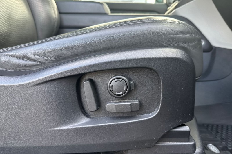 Used Land Rover Defender 2023 for sale - 76984293: Photo 24