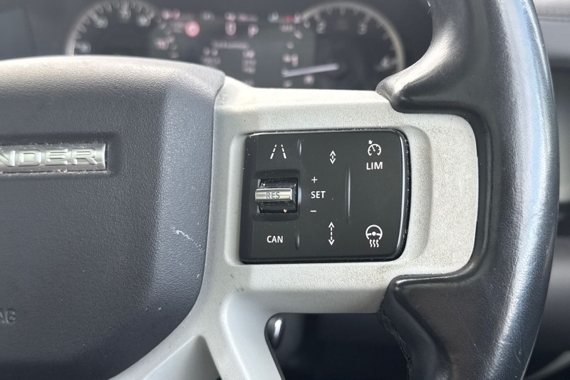 Used Land Rover Defender 2023 for sale - 76984293: Photo 28