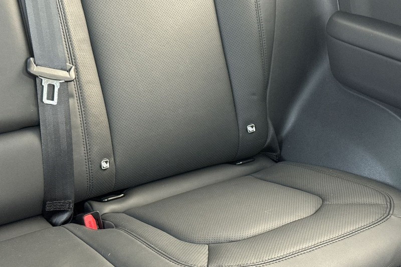 Used Land Rover Defender 2023 for sale - 76984293: Photo 32