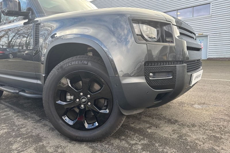 Used Land Rover Defender 2023 for sale - 76984293: Photo 35