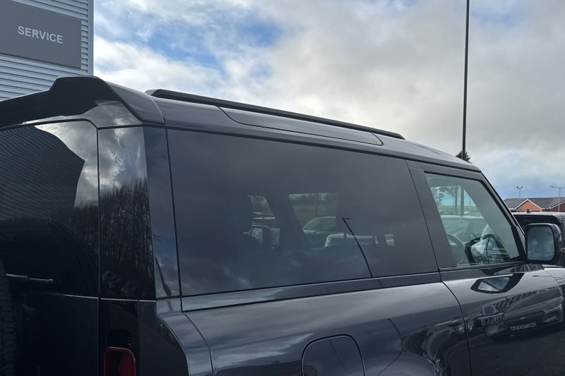 Used Land Rover Defender 2023 for sale - 76984293: Photo 44