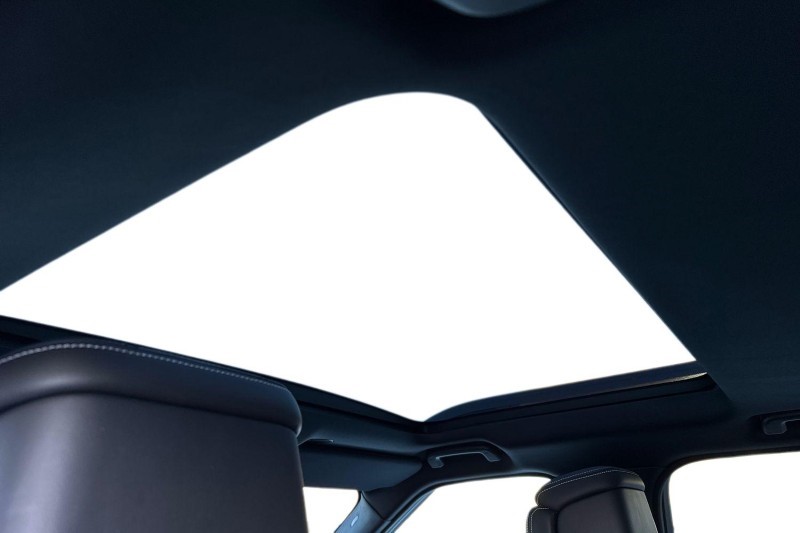 Used Land Rover Discovery 2023 for sale - 77113001: Photo 21