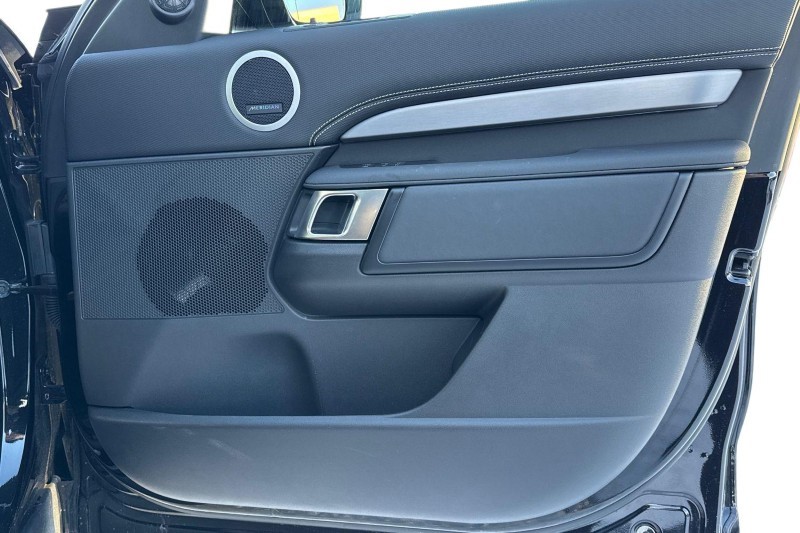 Used Land Rover Discovery 2023 for sale - 77113001: Photo 22