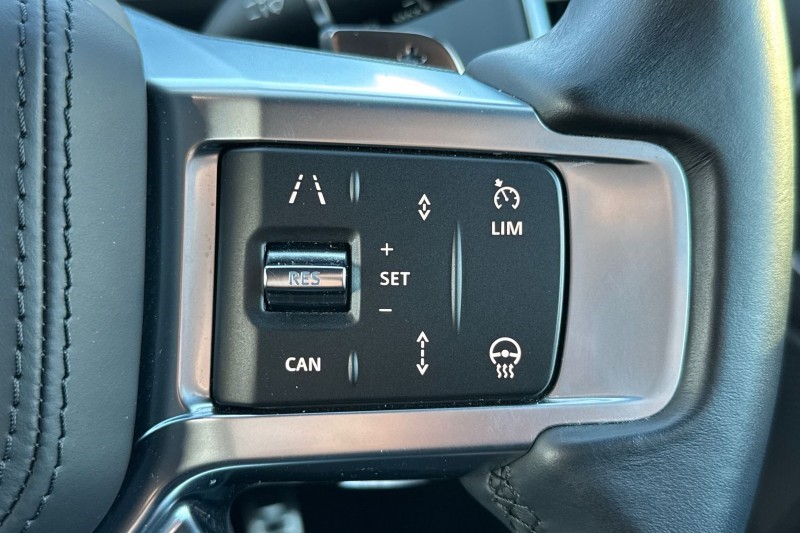 Used Land Rover Discovery 2023 for sale - 77113001: Photo 29