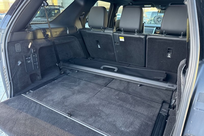 Used Land Rover Discovery 2023 for sale - 77113001: Photo 35