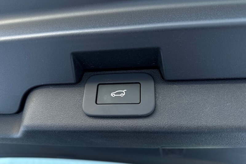 Used Land Rover Discovery 2023 for sale - 77113001: Photo 36