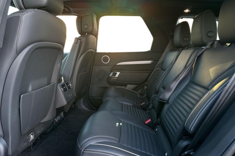 Used Land Rover Discovery 2023 for sale - 77113001: Photo 4