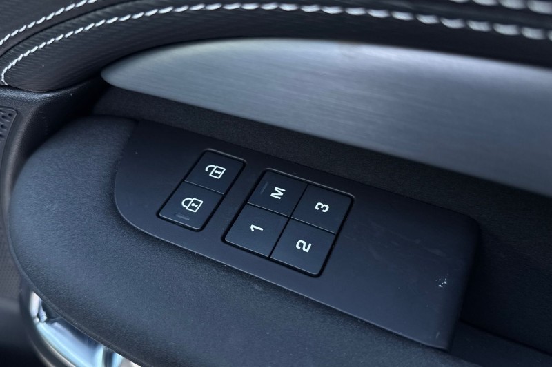 Used Land Rover Discovery 2023 for sale - 77113001: Photo 49