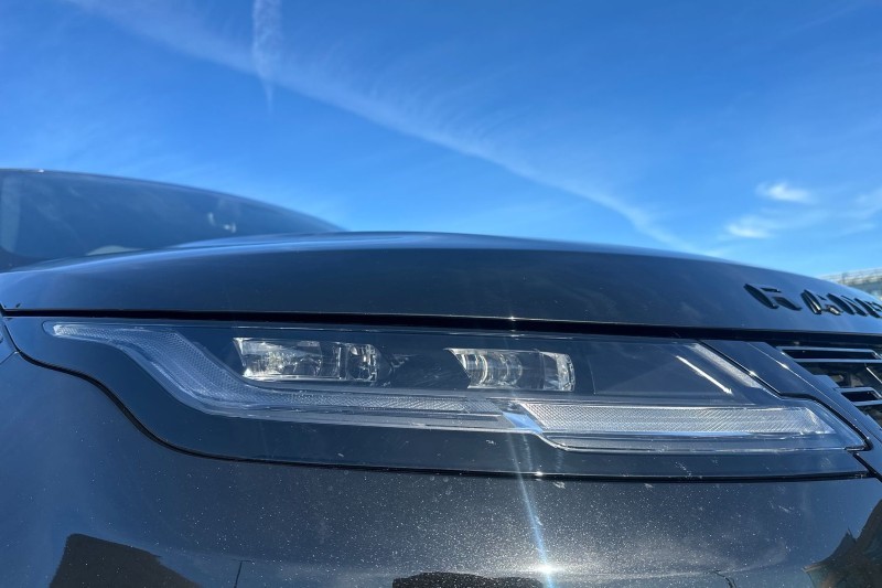 Used Land Rover Range Rover Evoque 2025 for sale - 76984353: Photo 17