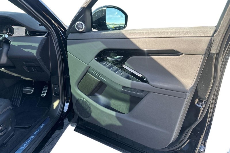 Used Land Rover Range Rover Evoque 2025 for sale - 76984353: Photo 22