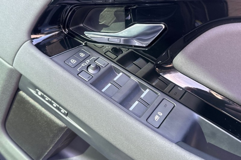 Used Land Rover Range Rover Evoque 2025 for sale - 76984353: Photo 23