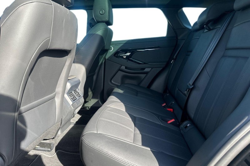 Used Land Rover Range Rover Evoque 2025 for sale - 76984353: Photo 4