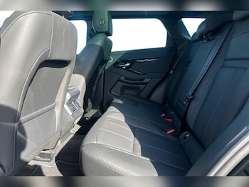 Used Land Rover Range Rover Evoque 2025 for sale - 76984353: Photo