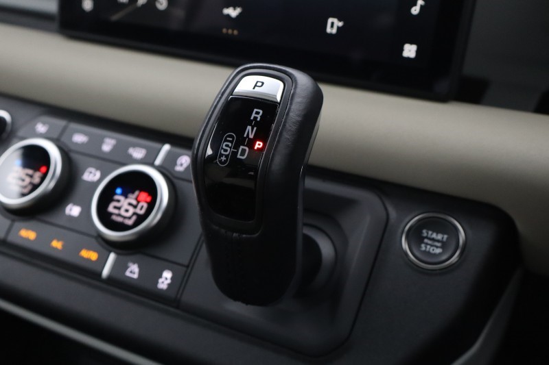 Used Land Rover Defender 2023 for sale - 78108853: Photo 14