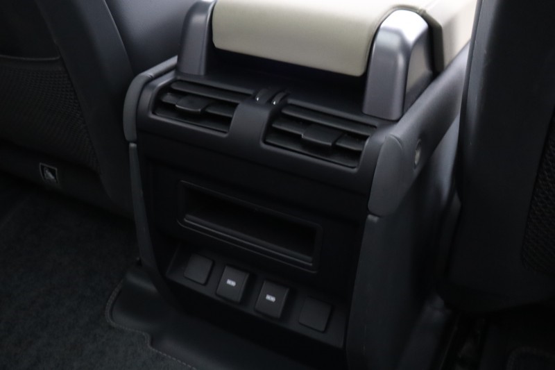 Used Land Rover Defender 2023 for sale - 78108853: Photo 19