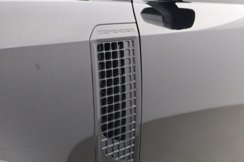 Used Land Rover Defender 2023 for sale - 78108853: Photo 21