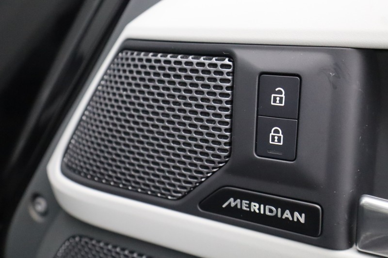 Used Land Rover Defender 2023 for sale - 78108853: Photo 27