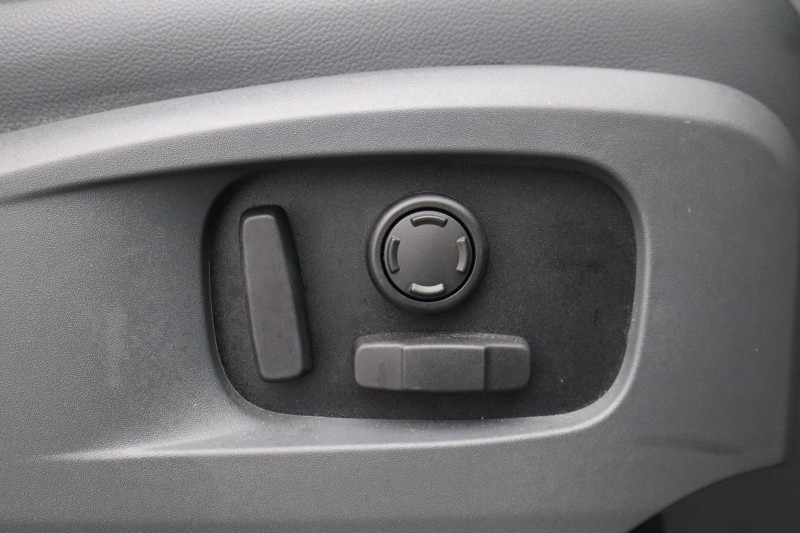 Used Land Rover Defender 2023 for sale - 78108853: Photo 28