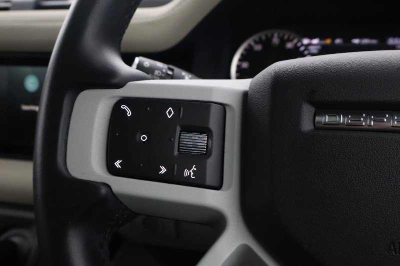 Used Land Rover Defender 2023 for sale - 78108853: Photo 31