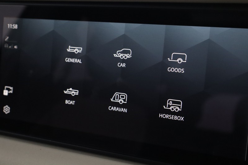 Used Land Rover Defender 2023 for sale - 78108853: Photo 40