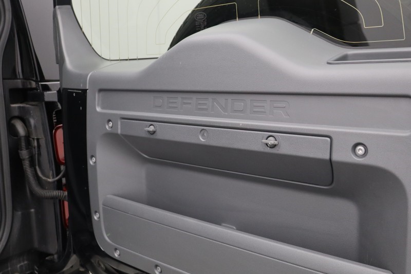 Used Land Rover Defender 2023 for sale - 78108853: Photo 45