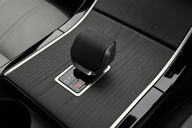 Used Land Rover Range Rover Evoque 2025 for sale - 77381074: Photo 13