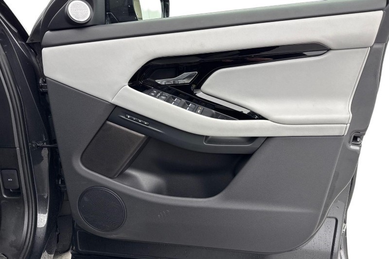 Used Land Rover Range Rover Evoque 2025 for sale - 77381074: Photo 22