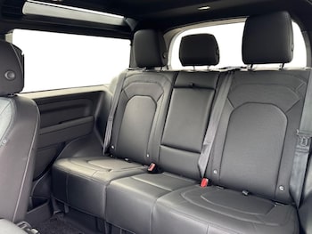 Used Land Rover Defender 2024 for sale - 79444653: Photo