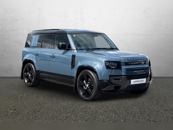 Used Land Rover Defender 2025 for sale - 78627710: Photo