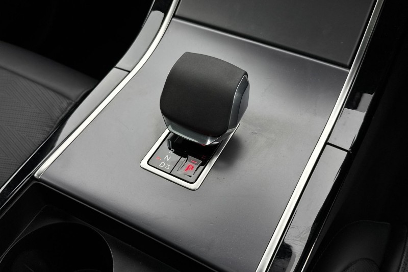 Used Land Rover Range Rover Velar 2024 for sale - 77420529: Photo 13